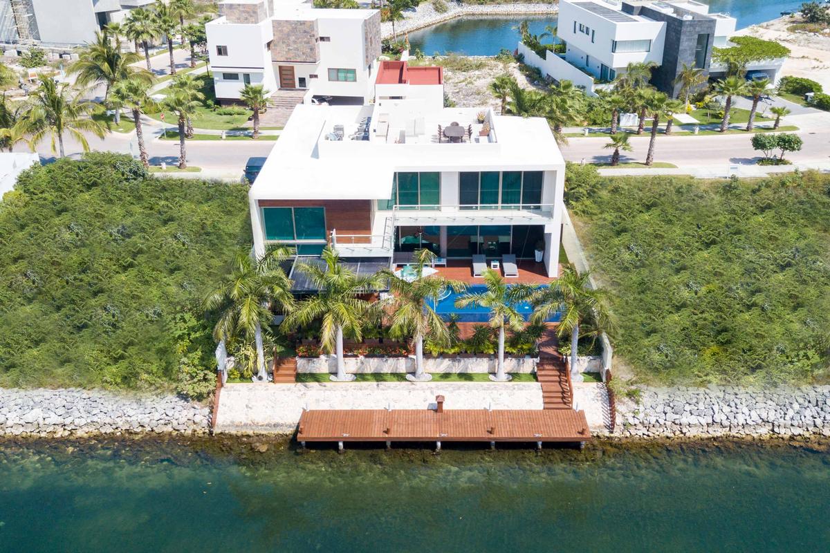 cancun mansions for sale