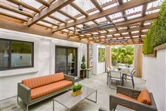 チャーミングホーム luxury homes