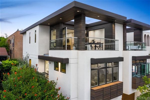 A CONTEMPORARY TOWNHOME | California Luxury Homes | Mansions For Sale ...