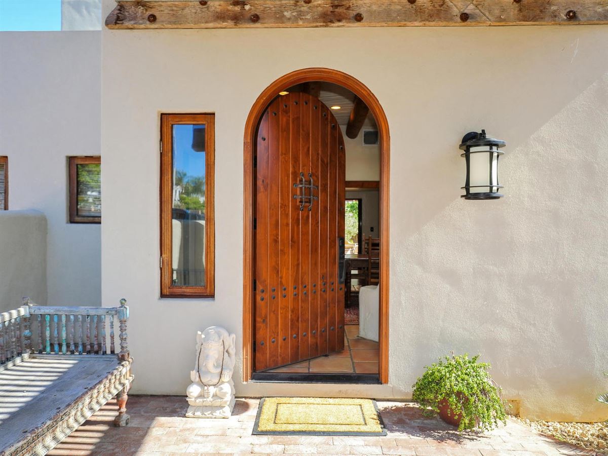 Charming Santa Fe Style Home California Luxury Homes