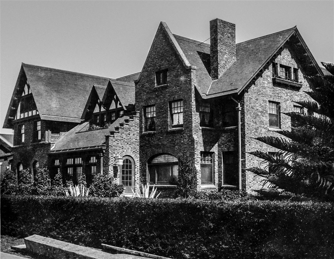 CROWN MANOR IN CORONADO California Luxury Homes Mansions For Sale