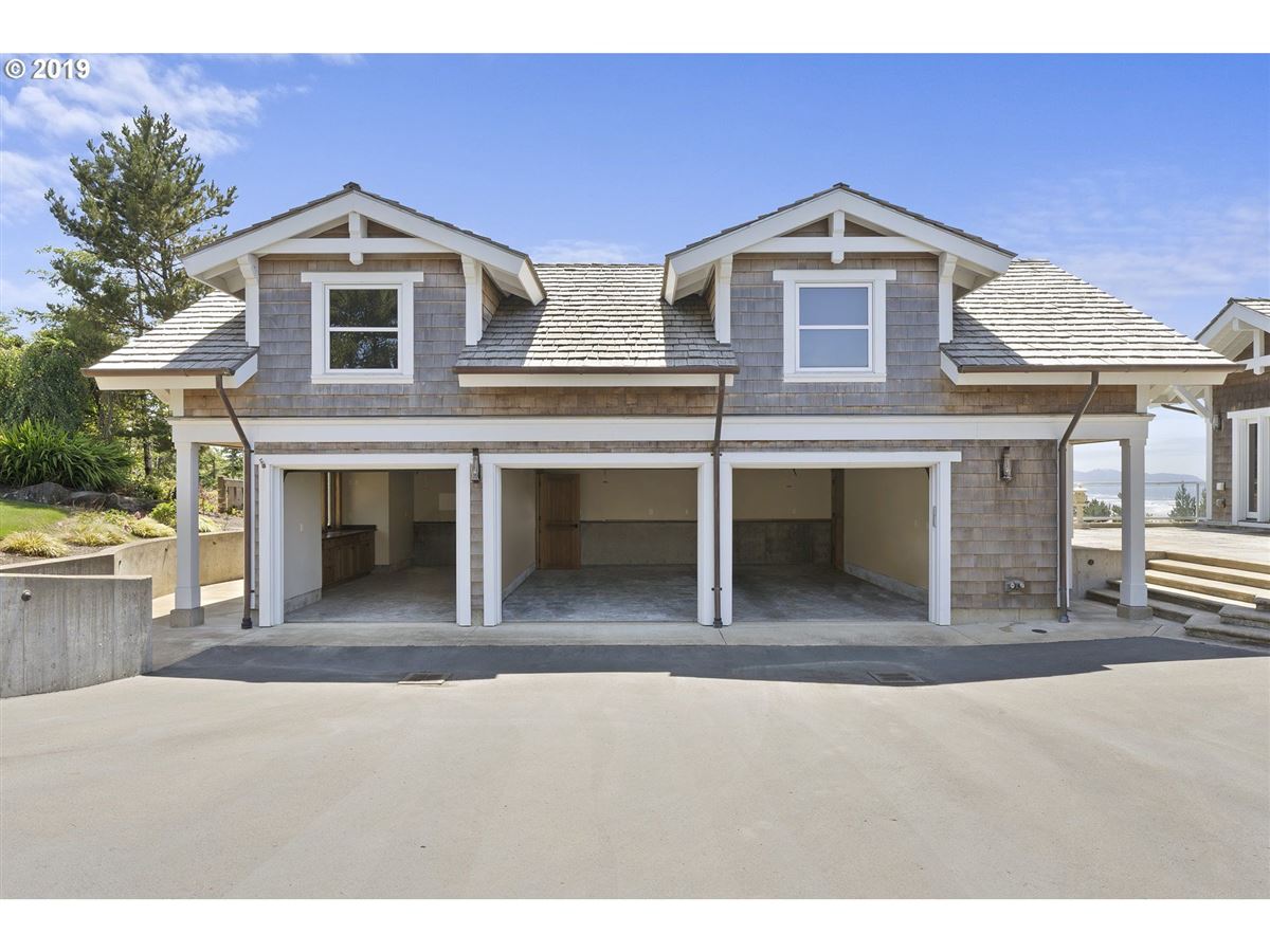 Exquisitely Built Craftsman Masterpiece Oregon Luxury Homes