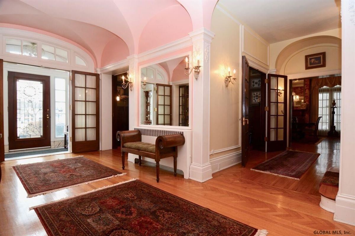  New York Luxury Homes Mansions For Sale Luxury Portfolio