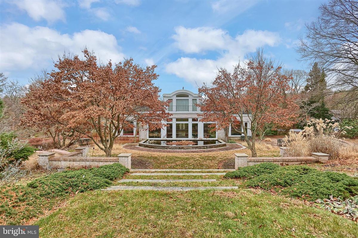 AMAZING NEARLY 50ACRE PROPERTY Pennsylvania Luxury Homes Mansions