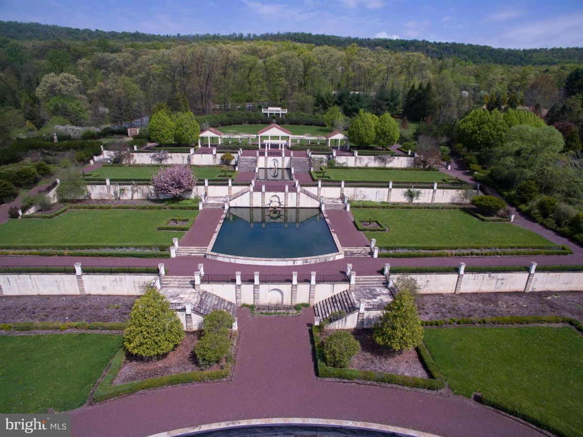 AMAZING NEARLY 50ACRE PROPERTY Pennsylvania Luxury Homes Mansions