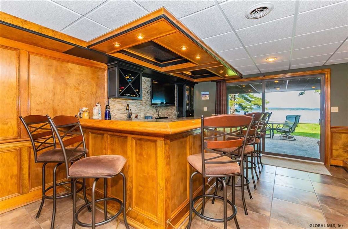 Mansions 壮观的高档海滨住宅