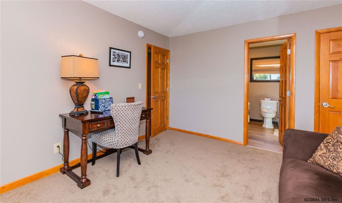 Mansions in 壮观的高档海滨住宅