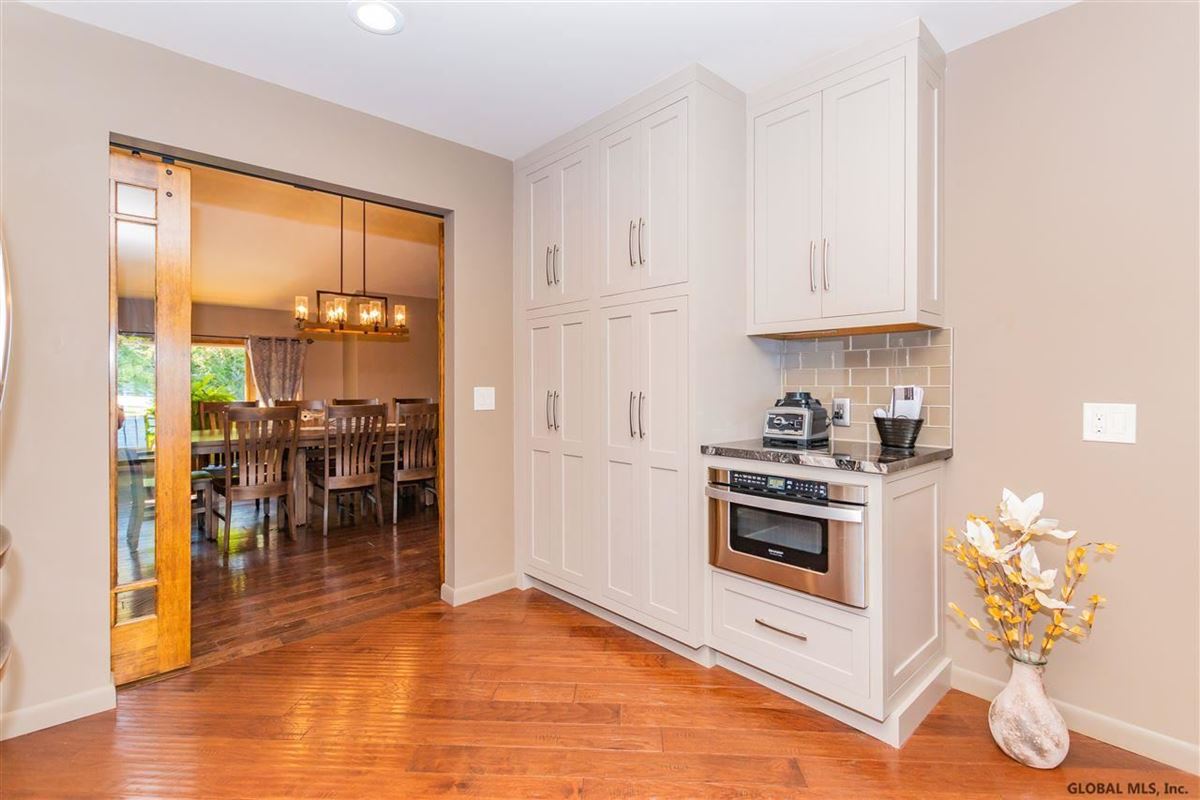 Luxury real estate 壮观的高档海滨住宅