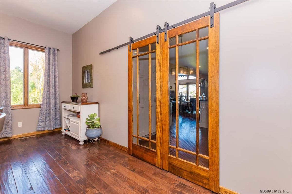 Mansions 壮观的高档海滨住宅