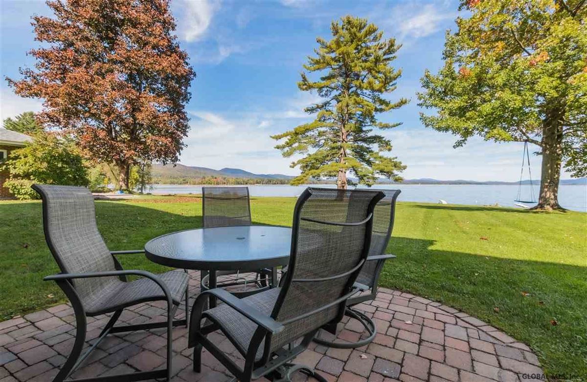 Luxury real estate 壮观的高档海滨住宅