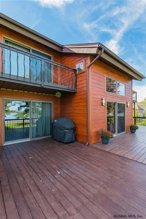 Mansions 壮观的高档海滨住宅