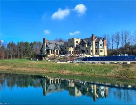 Roundwood Manor In Hunting Valley Ohio Luxury Homes Mansions For Sale Luxury Portfolio