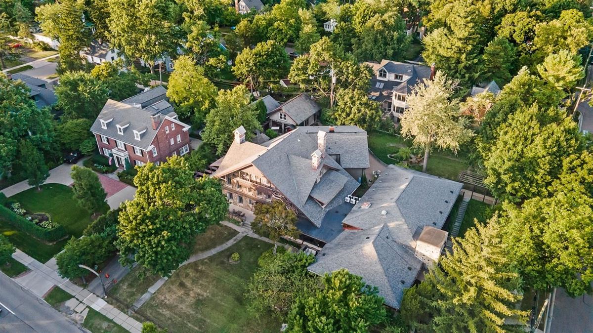 ONE OF ANN ARBOR'S LANDMARK PROPERTIES Michigan Luxury Homes