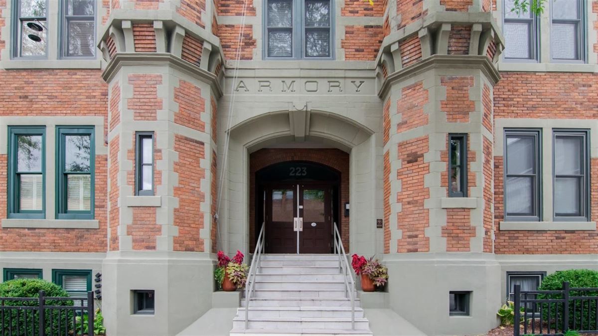 AN INCREDIBLE OPPORTUNITY IN THE HEART OF DOWNTOWN ANN ARBOR Michigan