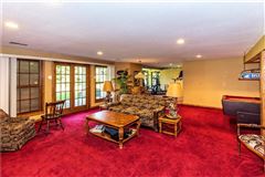 Luxury homes 湖滨大宅