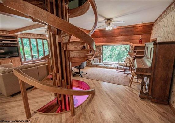 Unique Home On 19 Acres In Cheat Lake West Virginia Luxury Homes