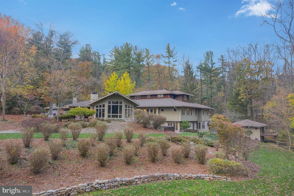  Pennsylvania Luxury Homes Mansions For Sale Luxury Portfolio