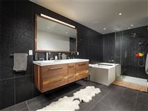 Luxury homes in 非凡的全层公寓