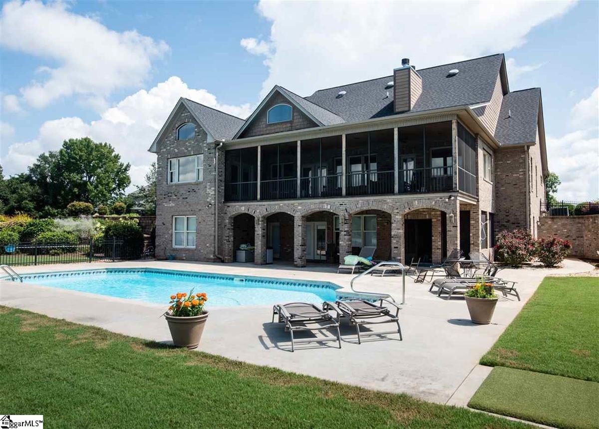 Welcome To This Beautiful Home South Carolina Luxury Homes Mansions