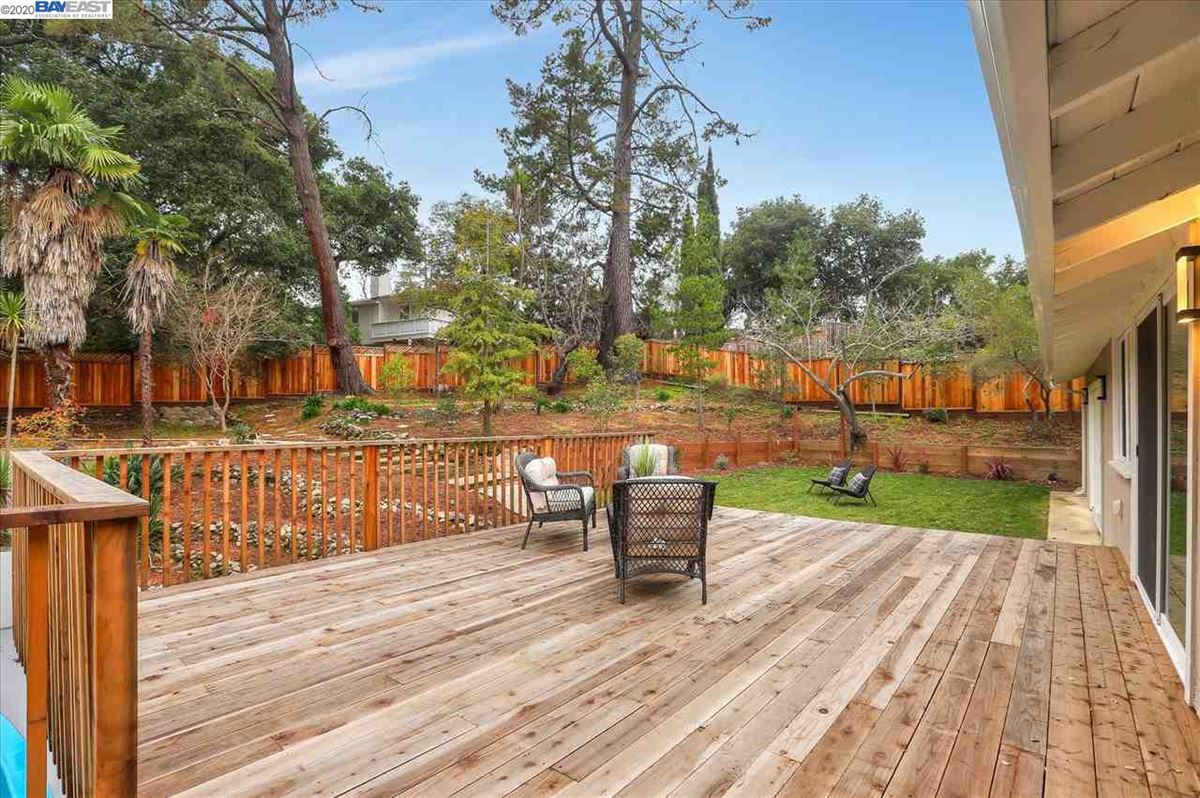 OPEN PLAN HOME IN THE GOLDEN TRIANGLE California Luxury Homes