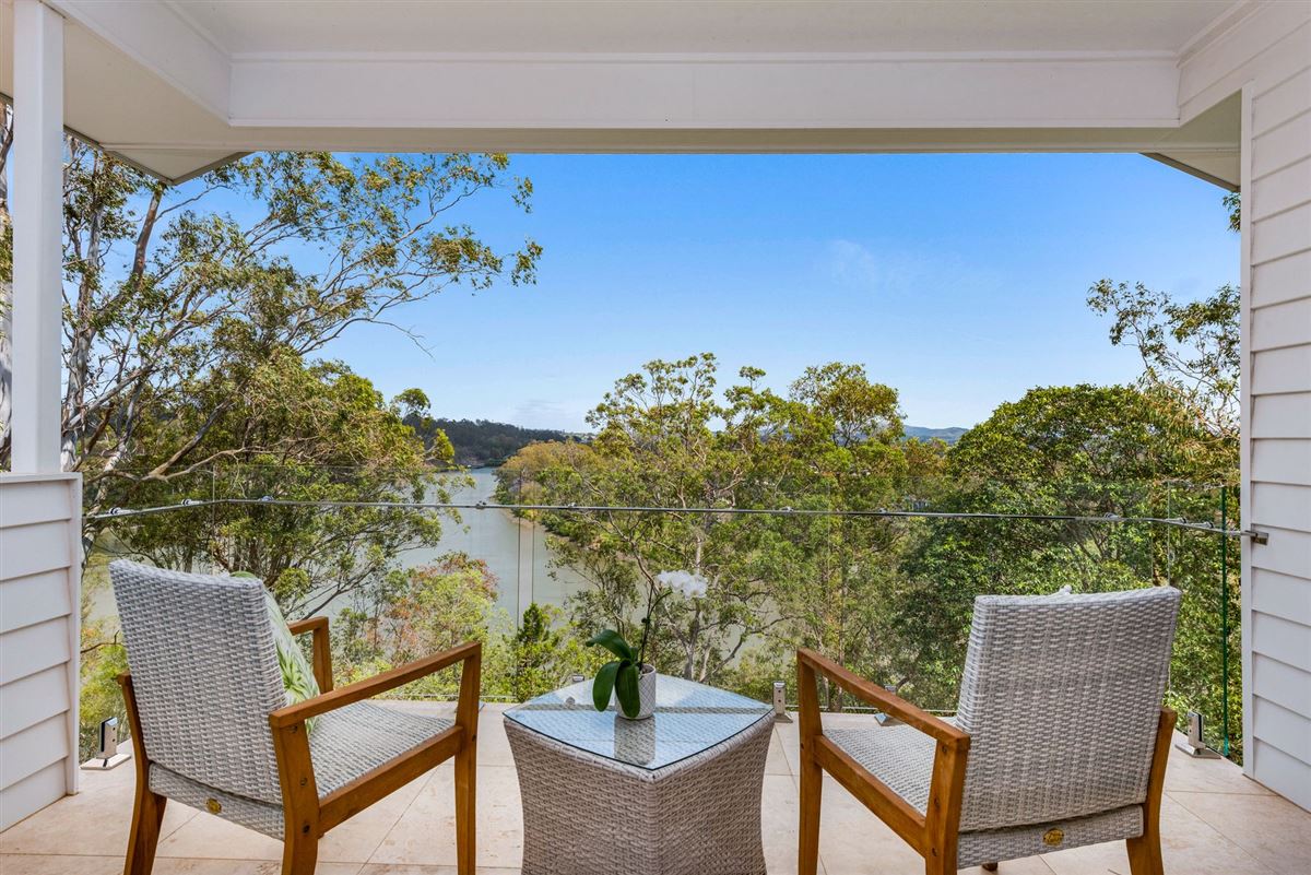 FLAWLESS ELEVATED RIVERFRONT HOME Australia Luxury Homes Mansions