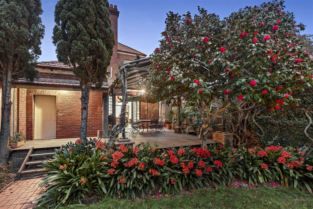 EXCLUSIVE OPPORTUNITY IN THE ST VINCENT GARDENS PRECINCT AUS Luxury