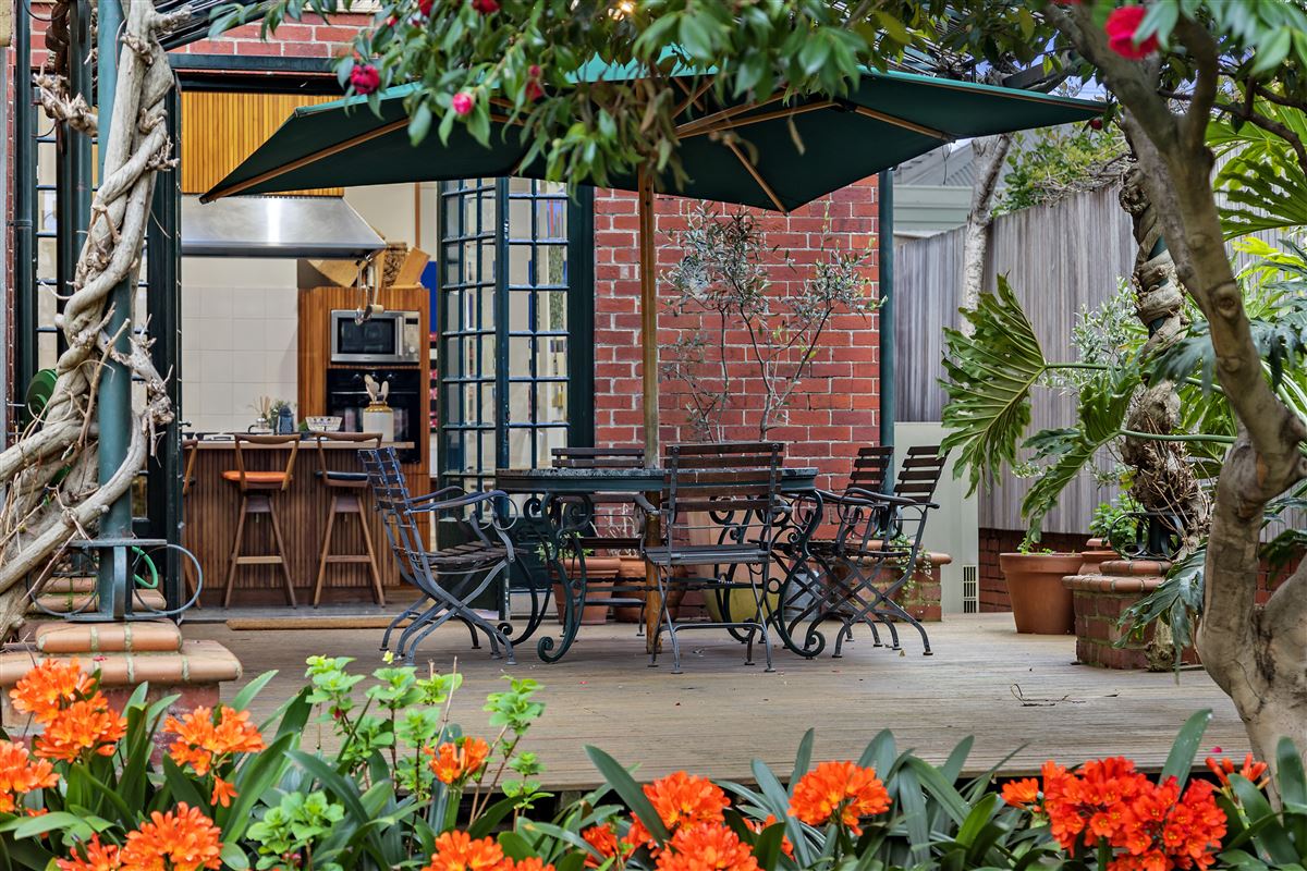 EXCLUSIVE OPPORTUNITY IN THE ST VINCENT GARDENS PRECINCT AUS Luxury