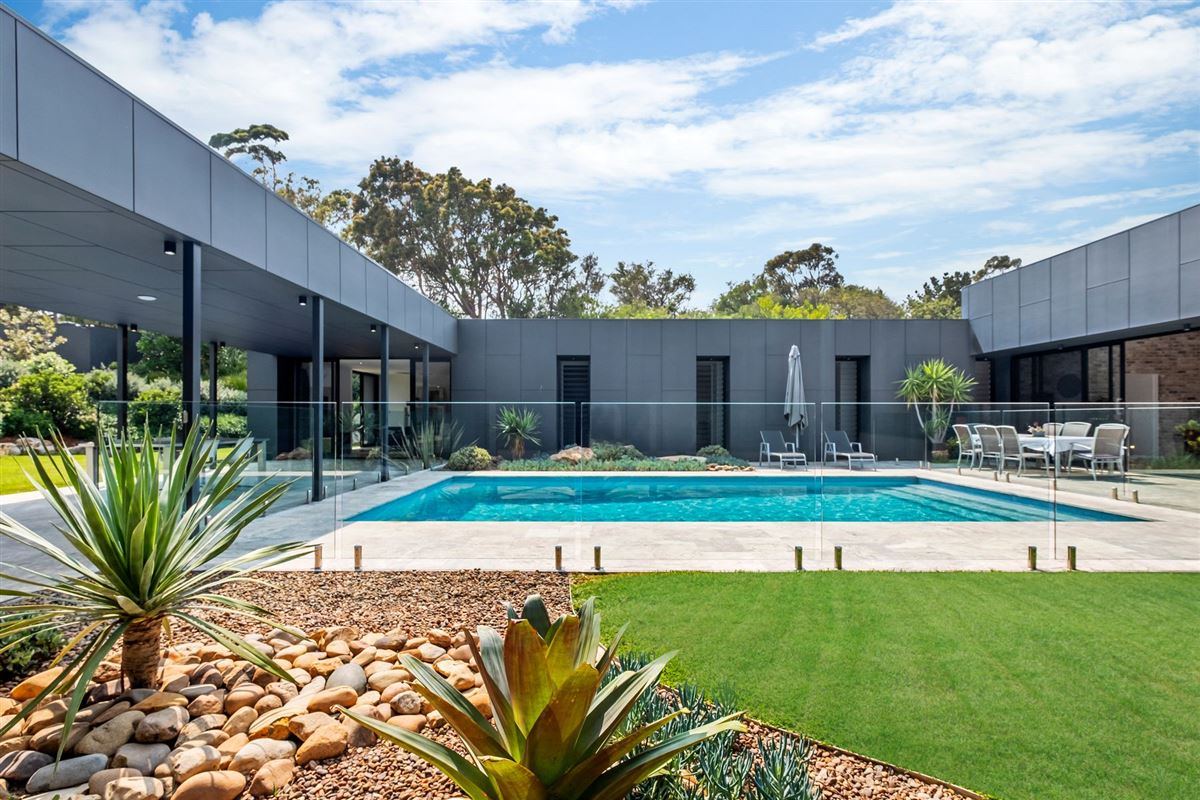 ARCHITECTURALLY DESIGNED FOR SUSTAINABLE LIVING Nova Scotia Luxury