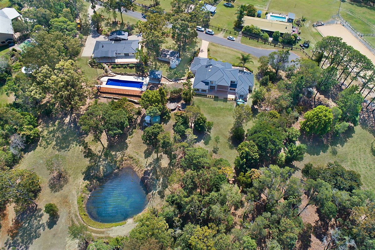 TRANQUIL AND MODERN DUAL RESIDENCE HOMESTEAD Australia Luxury Homes   D19CC361 B9C0 469F A225 EE12ECE222AF%2BEE12ECE222AF 015 H 