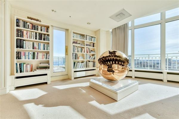 Premier Penthouse Atop Rowes Wharf Massachusetts Luxury Homes