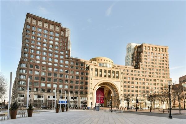 Premier Penthouse Atop Rowes Wharf Massachusetts Luxury Homes