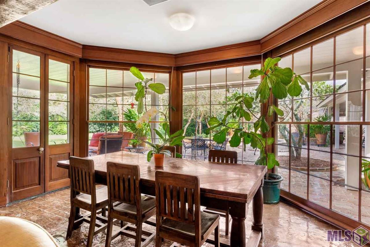 A HAYS TOWN CLASSIC Louisiana Luxury Homes Mansions For Sale