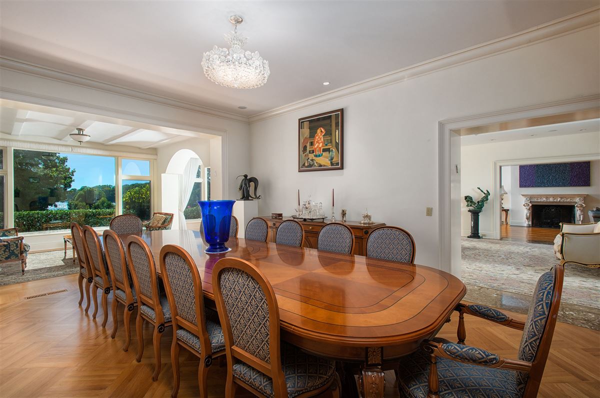 CHIMNEY COVE COMPOUND WITH PANORAMIC VISTAS Connecticut Luxury Homes