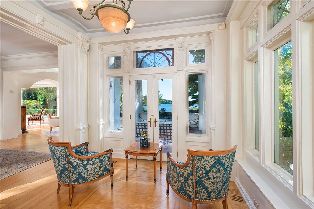 CHIMNEY COVE COMPOUND WITH PANORAMIC VISTAS Connecticut Luxury Homes