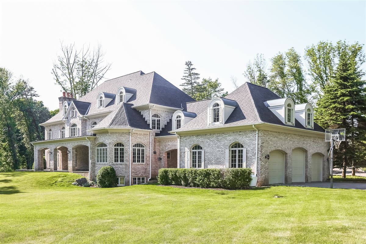 FRENCH NORMANDY STYLE IN ELEGANT SETTING New York Luxury Homes