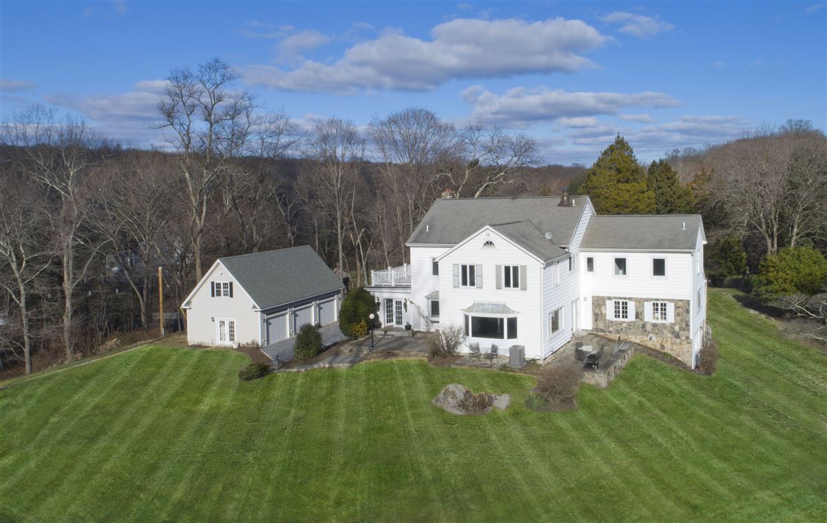 COLONIAL MANOR COMPOUND Connecticut Luxury Homes Mansions For Sale