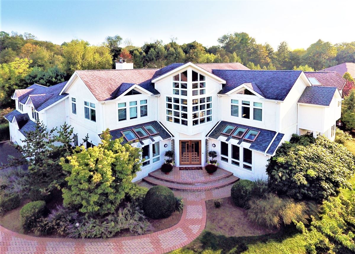 THE HAMPTONS IN YORKTOWN New York Luxury Homes Mansions For Sale