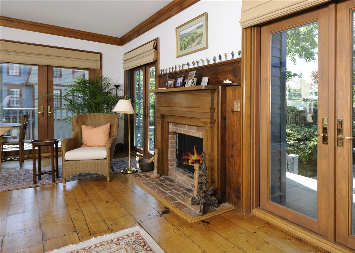 THE CAPTAIN WILLIAM MORRELL HOUSE Connecticut Luxury Homes Mansions