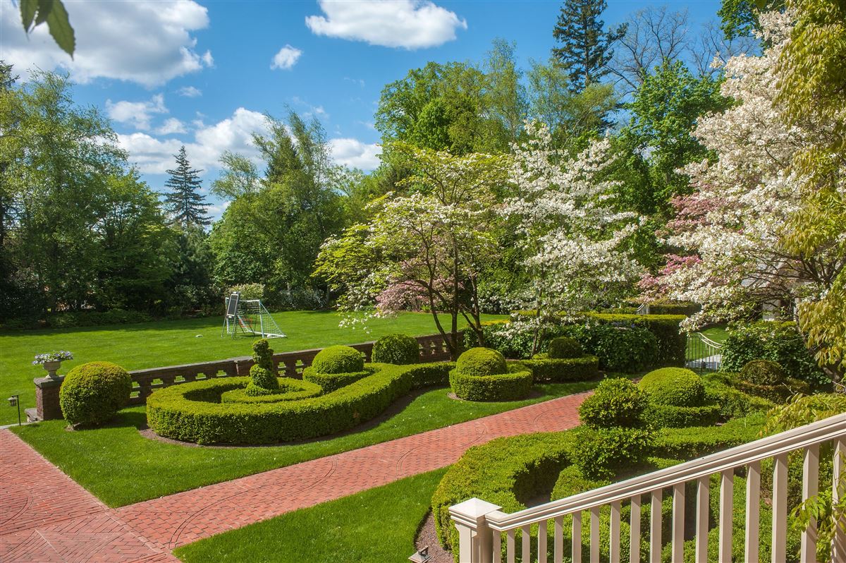 BELLE HAVEN 'FAIRHOLME' ESTATE Connecticut Luxury Homes Mansions