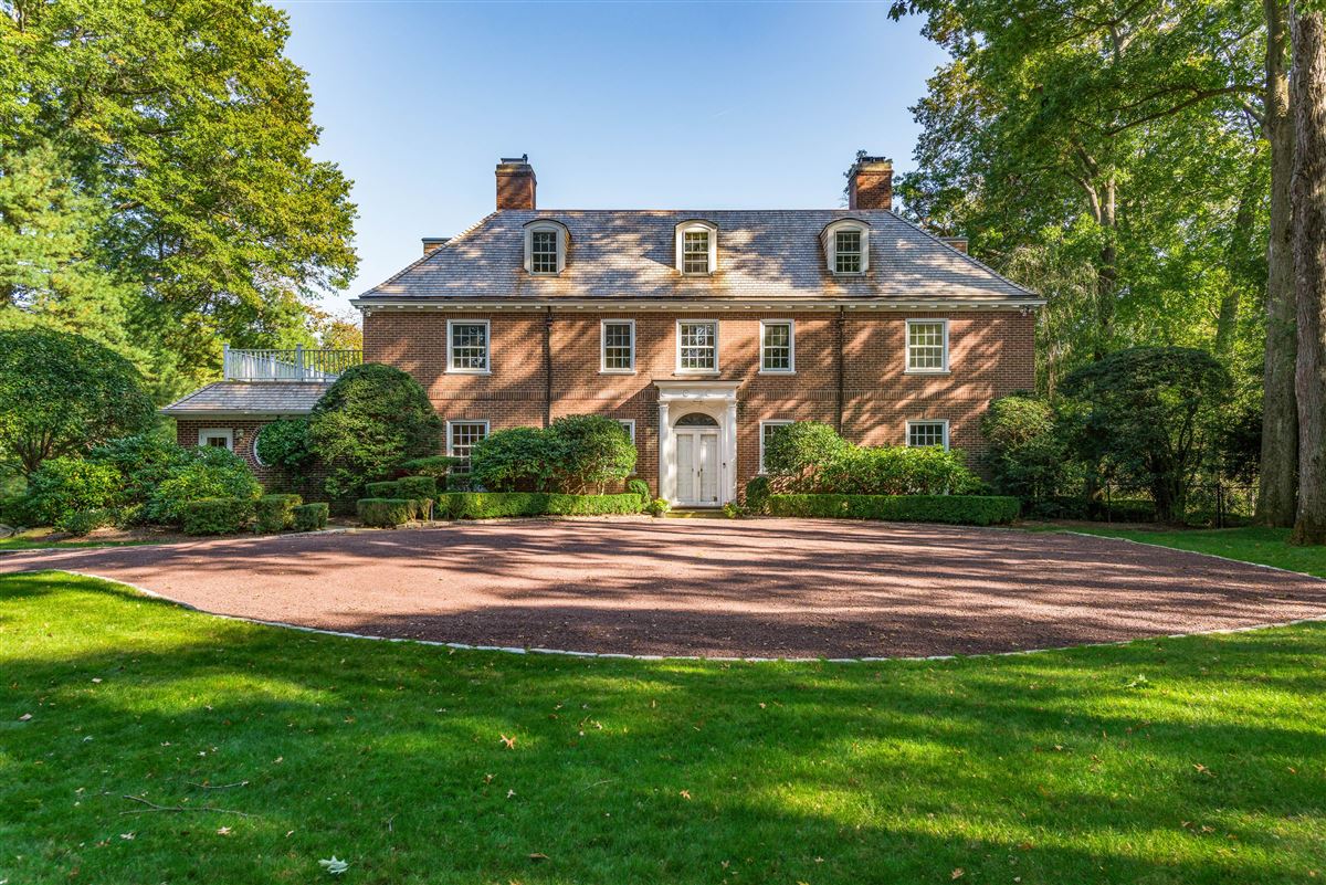 CLASSIC RYE BRICK New York Luxury Homes Mansions For Sale