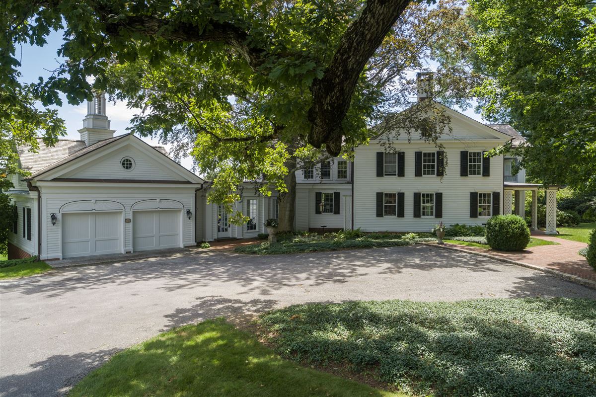 AMAZING HOME WITH VIEWS OF LONG ISLAND SOUND Connecticut Luxury Homes