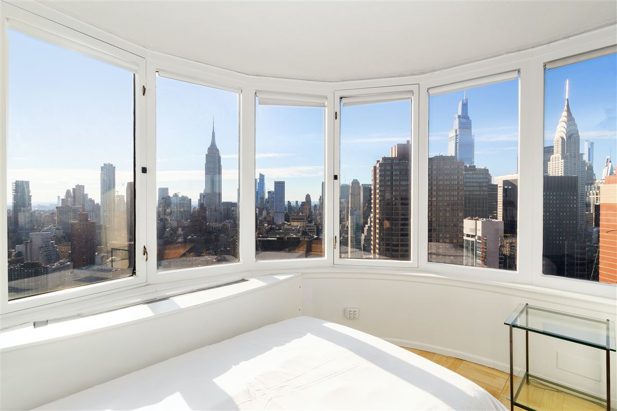 Four Bedroom Condo With Showstopping Views New York Luxury Homes Mansions For Sale Luxury Portfolio