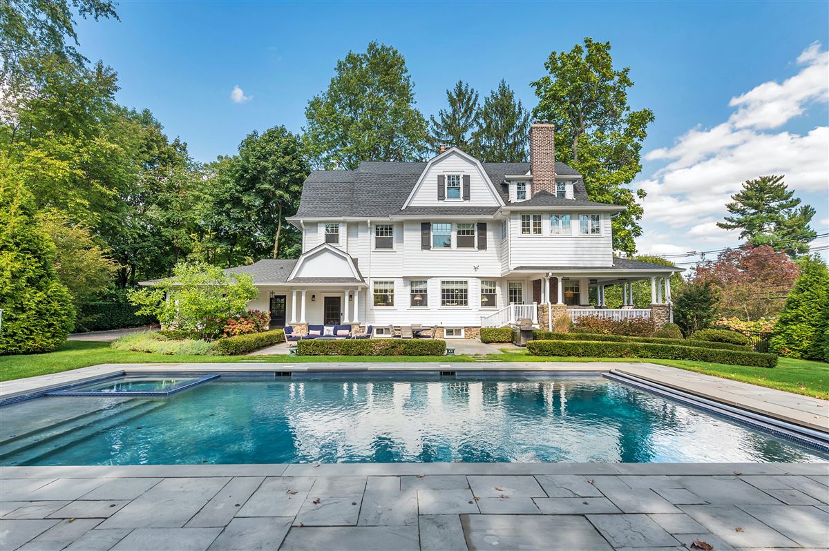 THE ULTIMATE MONTCLAIR RETREAT New Jersey Luxury Homes Mansions For
