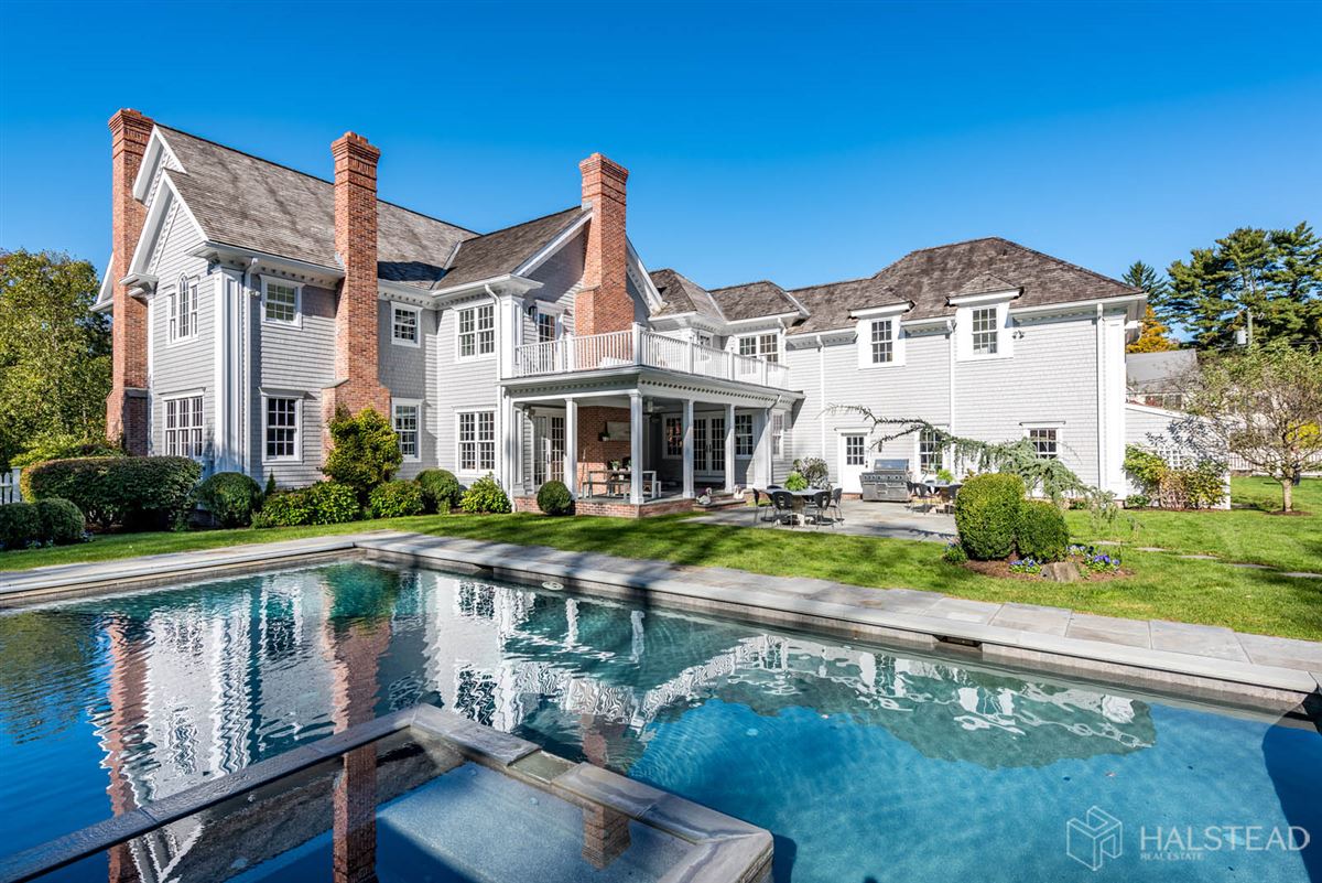 ELEGANTLY RENOVATED CONNECTICUT CLASSIC | Connecticut Luxury Homes ...