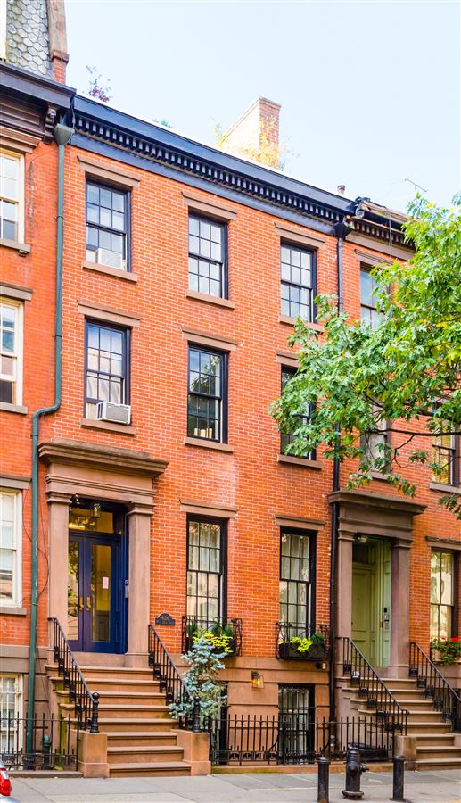 SPACIOUS TOWNHOUSE IN NEW YORK | New York Luxury Homes | Mansions For ...