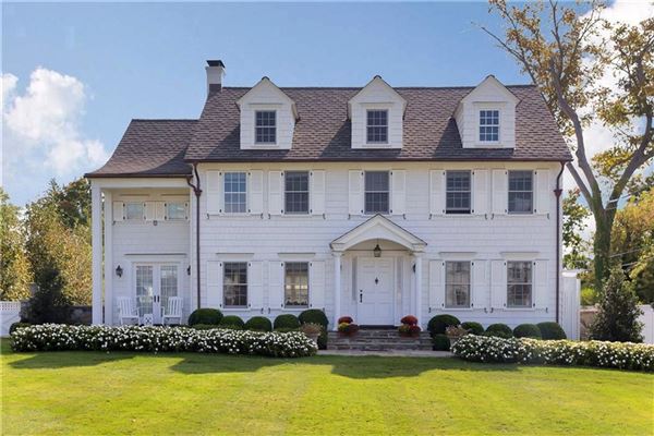 COMPLETELY REBUILT CLASSIC 1920S COLONIAL | Connecticut Luxury Homes ...