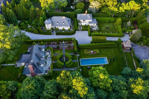 EXTRAORDINARY HAMPTONS COMPOUND | New York Luxury Homes | Mansions For ...