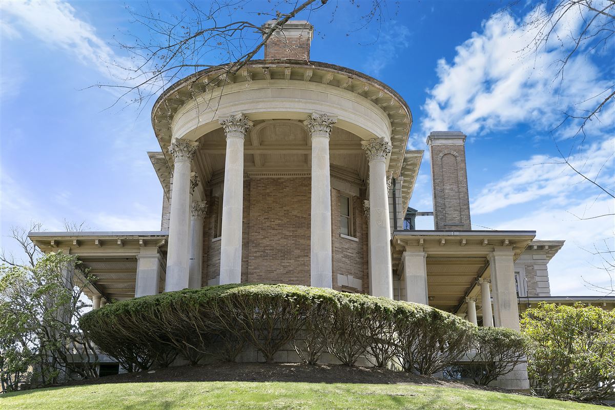 MONTEBELLO MANSION New York Luxury Homes Mansions For Sale Luxury