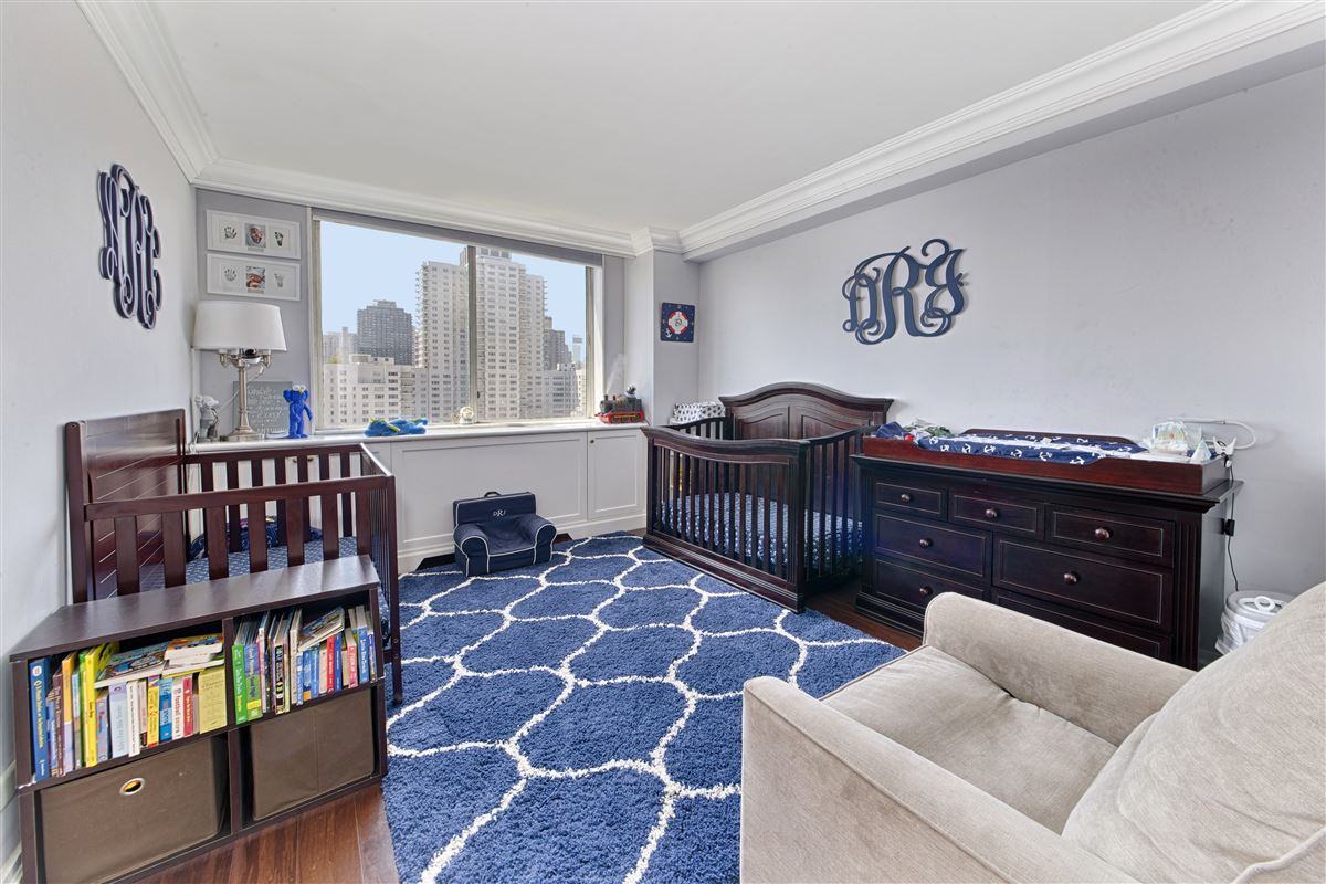 17th Floor White Glove Upper East Side Living New York Luxury