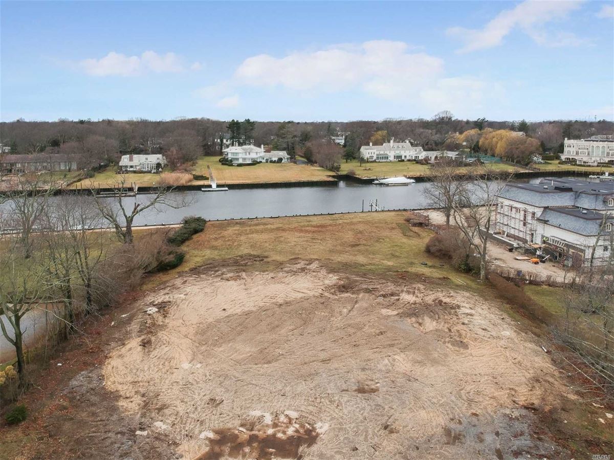 AMAZING WATERFRONT PROPERTY IN HEWLETT HARBOR New York Luxury Homes Mansions For Sale